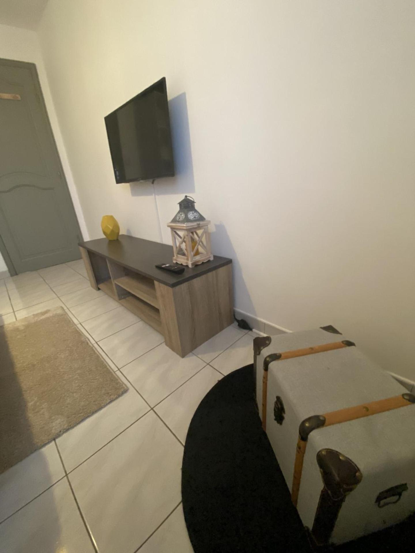Appartement Tout Equipe 2 Chambres + Jardin 삭스 외부 사진